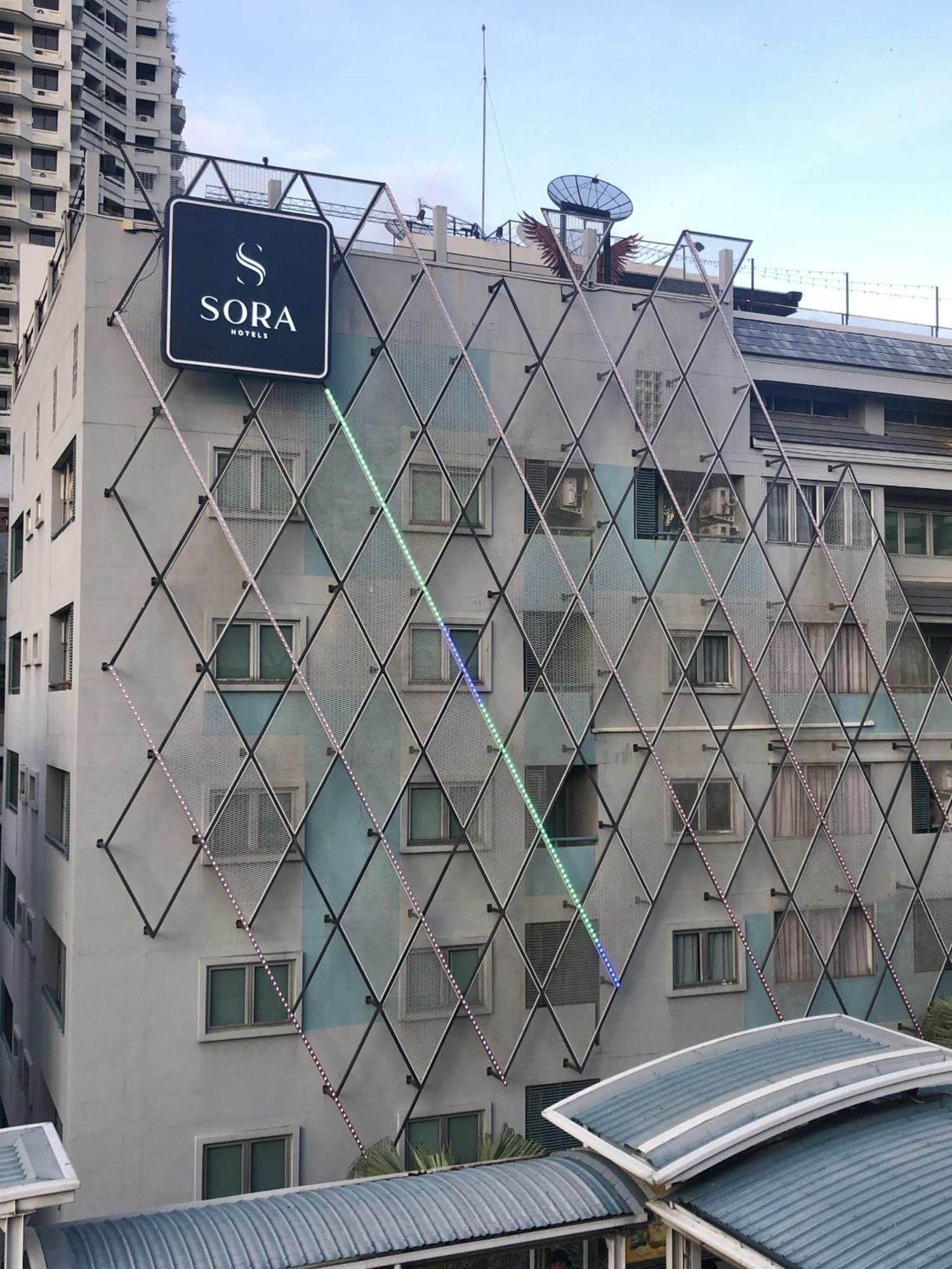 Sora Hotel Silom Bangkok Exterior photo